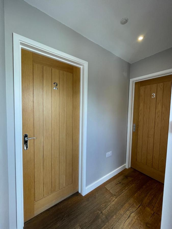 The Queen Matilda Country Rooms Avening Luaran gambar